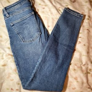 SILVER JEAN CO MOST WANTED SKINNY JEANS